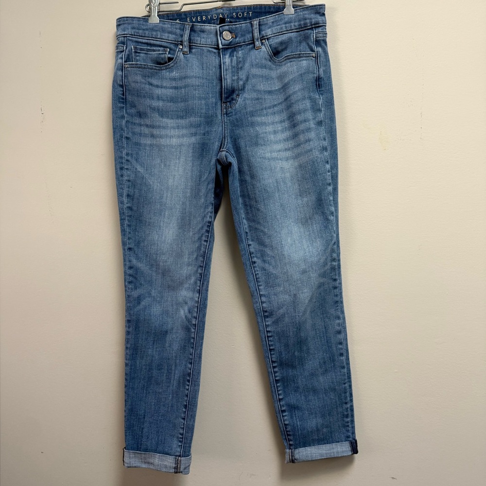 White House Black Market “Girlfriend” Everyday Soft- Blue Straight Leg Jeans
